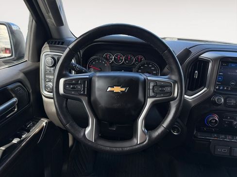 Used 2021 Chevrolet Silverado 1500 LT w/ Z71 Off-Road Package AWD/4WD image 13