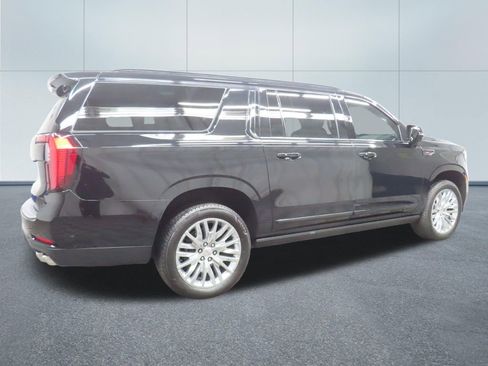 Used 2025 GMC Yukon XL Denali w/ Sun & Power Step Package AWD/4WD image 5