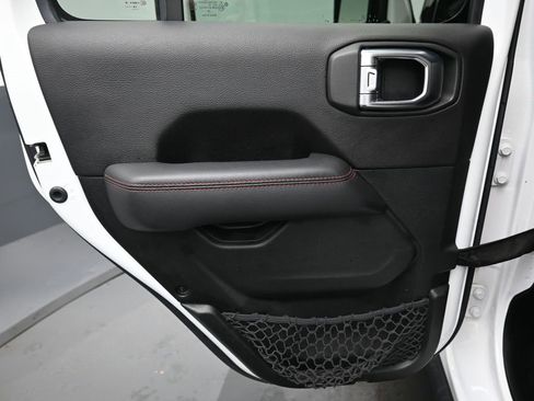 Used 2020 Jeep Gladiator Rubicon image 28