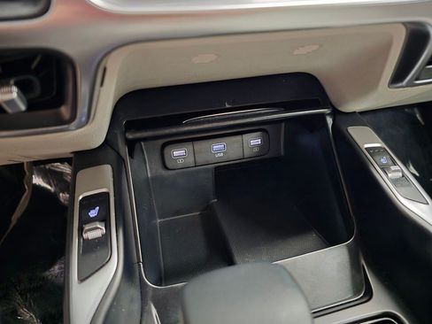 Used 2022 Kia Sorento S w/ Panoramic Sunroof Package FWD image 28