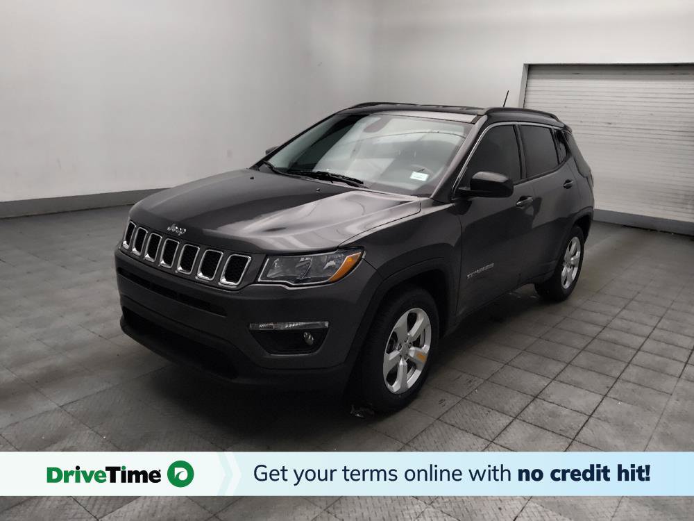 Used 2019 Jeep Compass Latitude FWD image 1