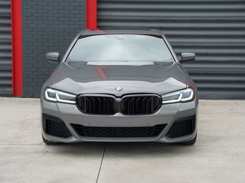 Used 2022 BMW 530i xDrive AWD/4WD image 2