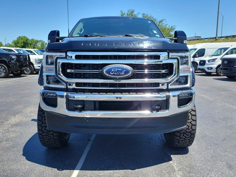 Used 2021 Ford F250 Lariat w/ Lariat Ultimate Package AWD/4WD image 2