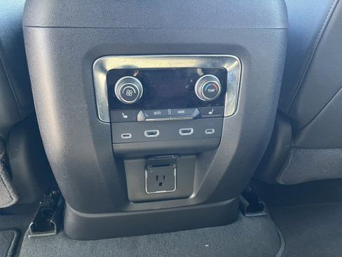 Certified 2024 Chevrolet Tahoe Premier w/ Advanced Technology Package image 16