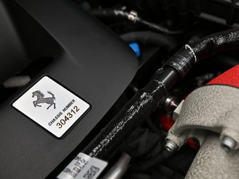 Used 2024 Ferrari Purosangue image 31