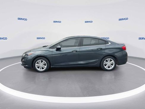 Used 2018 Chevrolet Cruze LT FWD image 5