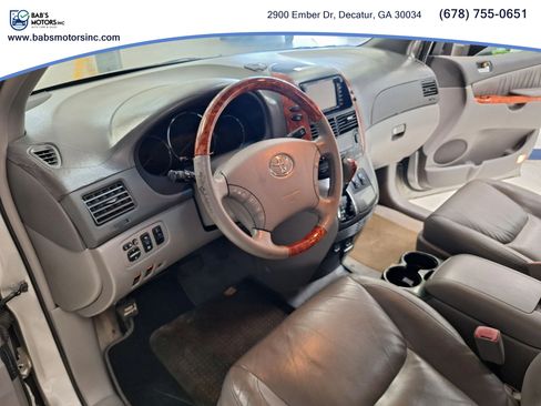 Used 2007 Toyota Sienna FWD image 22