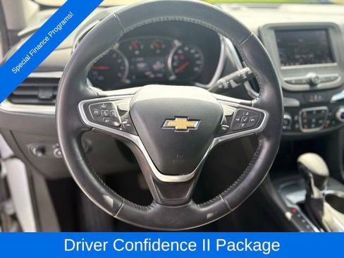 Used 2022 Chevrolet Equinox LT FWD image 14