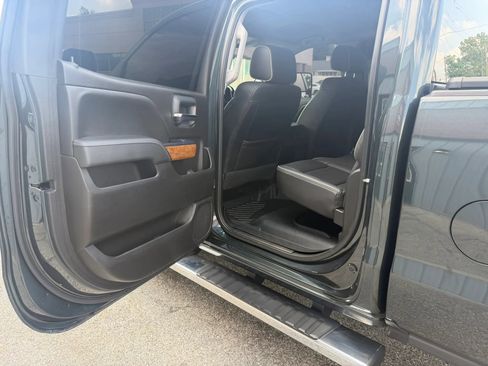 Used 2018 Chevrolet Silverado 2500 High Country w/ Duramax Plus Package AWD/4WD image 20