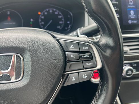 Used 2021 Honda Accord Touring image 21