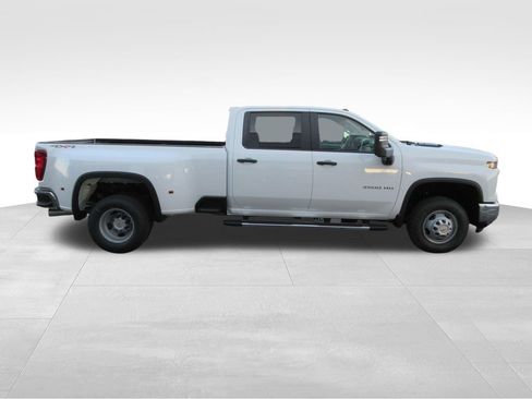 New 2026 Chevrolet Silverado 3500 W/T AWD/4WD image 7