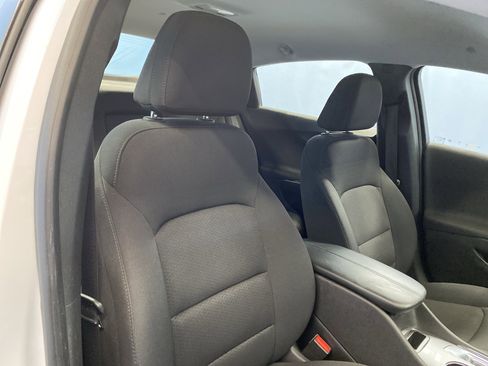 Used 2019 Chevrolet Malibu LT image 40