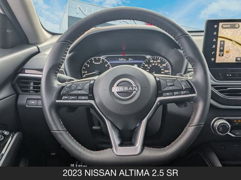 Used 2023 Nissan Altima 2.5 SR w/ SR Premium Package image 12