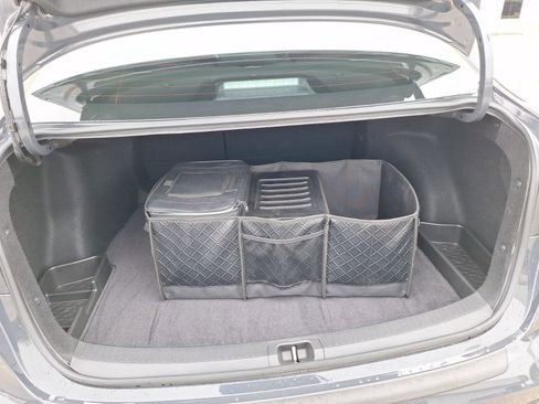 Used 2025 Toyota Corolla SE image 37