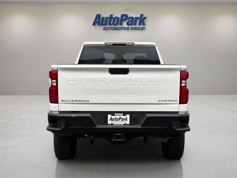 Used 2025 Chevrolet Silverado 2500 Custom w/ Custom Convenience Package AWD/4WD image 6