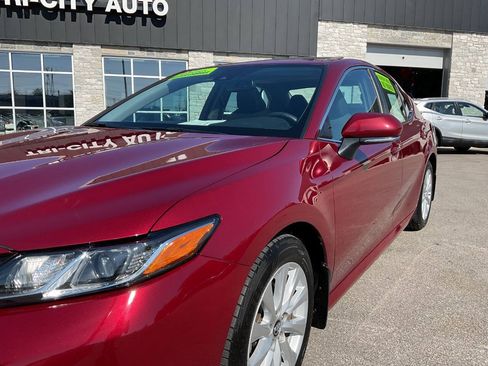 Used 2019 Toyota Camry LE w/ Audio Package FWD image 2