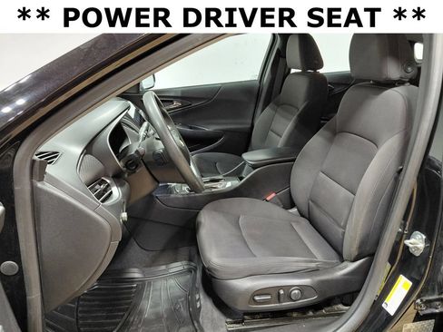 Used 2019 Chevrolet Malibu LS w/ Driver Confidence Package FWD image 8