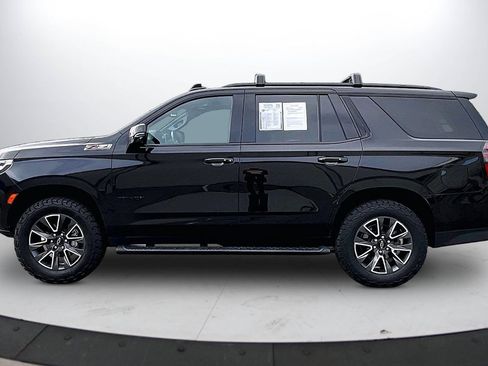 Used 2021 Chevrolet Tahoe Z71 w/ Z71 Off-Road Package AWD/4WD image 5