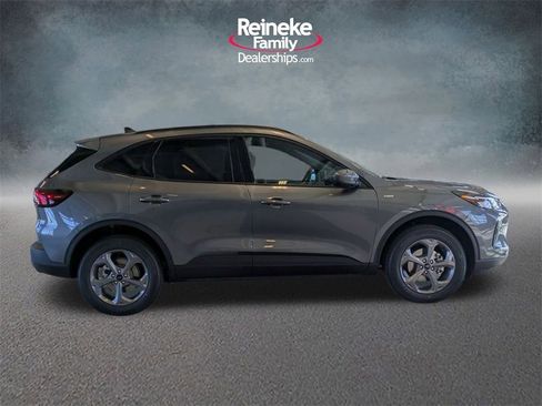 New 2026 Ford Escape ST-Line Select w/ Equipment Group 401A image 4