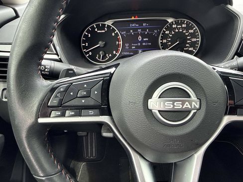 Used 2024 Nissan Altima 2.5 SR w/ SR Premium Package FWD image 15