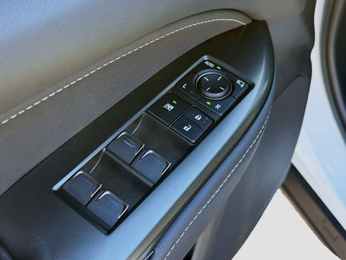 Used 2024 Lexus NX 350 F Sport image 22