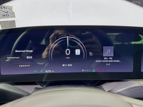 Used 2024 Lucid Air Pure RWD image 32