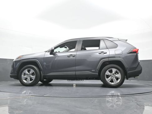 Used 2024 Toyota RAV4 XLE AWD/4WD image 51