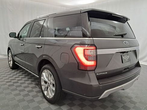 Used 2018 Ford Expedition Platinum image 4