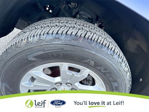 Used 2015 Chevrolet Colorado LT w/ Luxury Package image 39