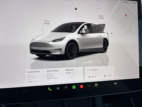 Used 2023 Tesla Model Y Performance AWD/4WD image 18