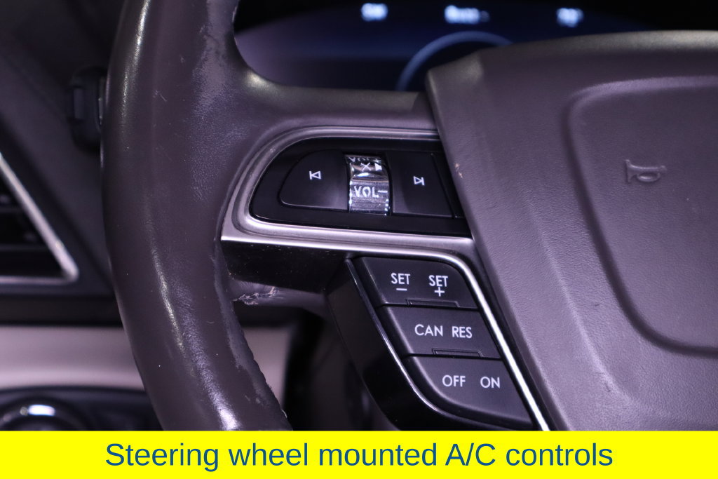 Used 2019 Lincoln Nautilus Select FWD image 20