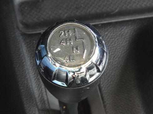 Used 2015 Jeep Wrangler Unlimited Rubicon image 14