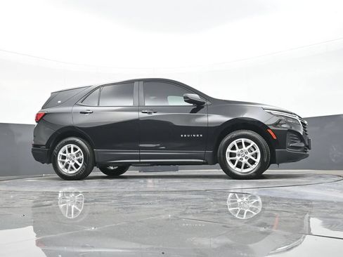 Used 2024 Chevrolet Equinox LS AWD/4WD image 43