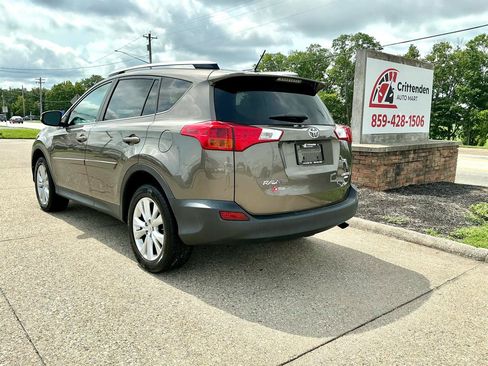 Used 2015 Toyota RAV4 Limited w/ Technology Package AWD/4WD image 7