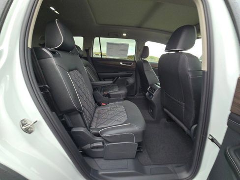New 2026 Volkswagen Atlas SEL Premium R-Line image 14