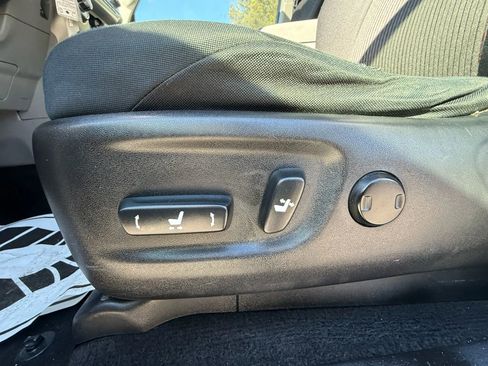Used 2013 Toyota 4Runner Limited RWD image 15