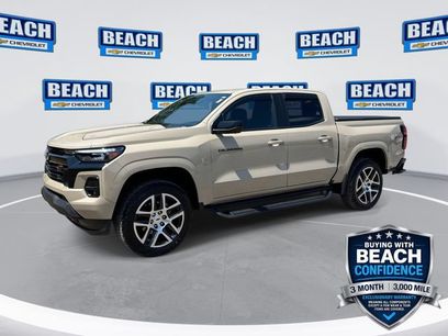 Used 2023 Chevrolet Colorado Z71 w/ Z71 Convenience Package 2