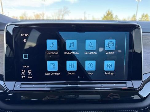 Used 2025 Volkswagen Atlas SE image 19