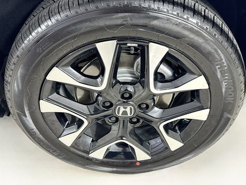 Certified 2026 Honda HR-V EX-L image 41