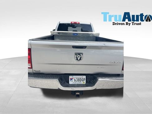 Used 2014 RAM 2500 Tradesman w/ Chrome Appearance Group AWD/4WD image 2