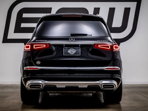 Used 2022 Mercedes-Benz Maybach GLS 600 4MATIC image 10