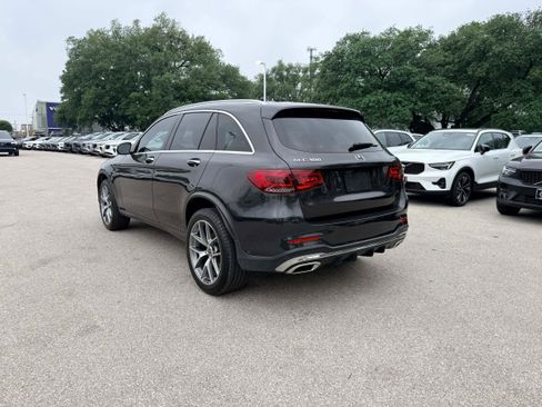Used 2022 Mercedes-Benz GLC 300 4MATIC image 4