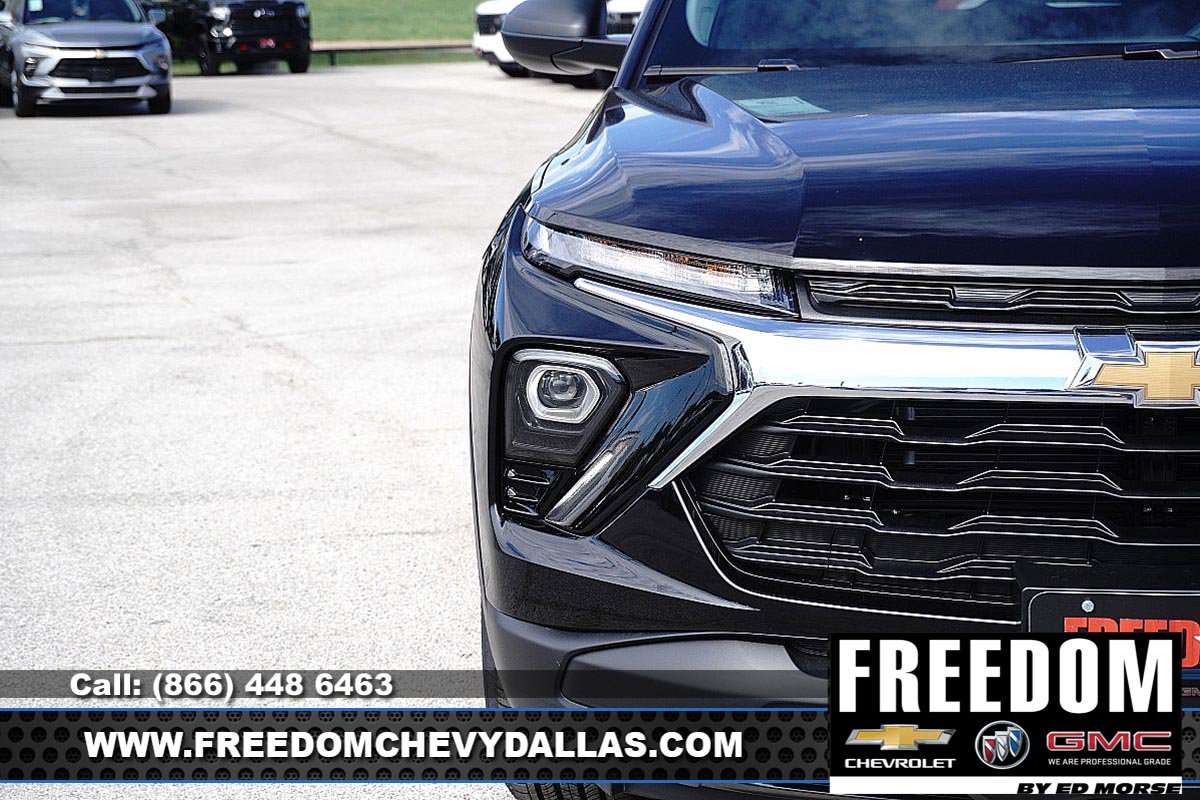 New 2026 Chevrolet TrailBlazer LS w/ LS Convenience Package FWD image 39