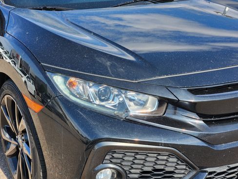 Used 2019 Honda Civic Sport image 6