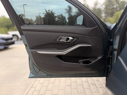 Used 2021 BMW 330i Sedan w/ Premium Package image 12