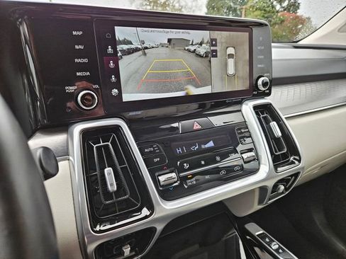 Used 2022 Kia Sorento SX Prestige image 44