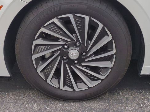 Used 2021 Hyundai Sonata Limited image 27