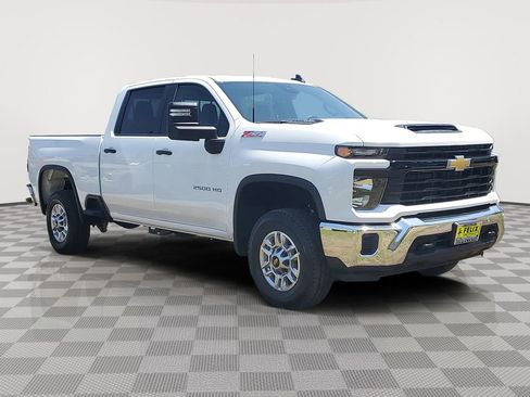 New 2026 Chevrolet Silverado 2500 W/T w/ WT/CX Safety Package AWD/4WD image 3