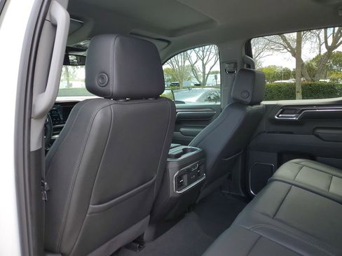 Used 2024 Chevrolet Silverado 1500 LTZ w/ LTZ Convenience Package II image 11