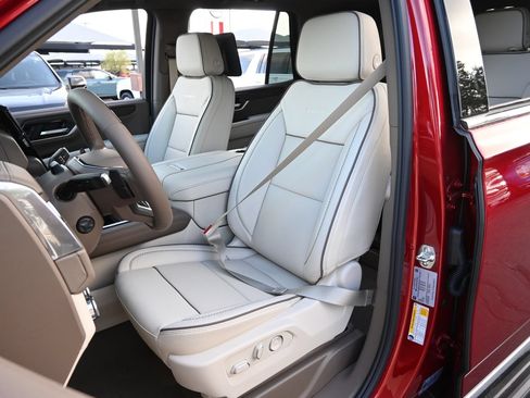 New 2026 GMC Yukon Denali w/ Advanced Technology Package RWD image 18